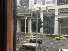 -星巴克臻选(广州高德置地秋广场店)