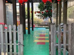 -四叶草托育园(张江园店)