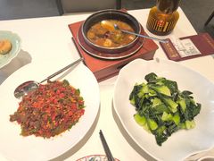 -千百味红餐厅·非遗江西菜(绿地双子塔总店)