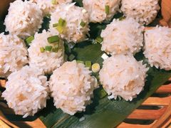 -小凤庭·地道湖北菜武昌鱼·藕汤(38年黄鹤楼店)