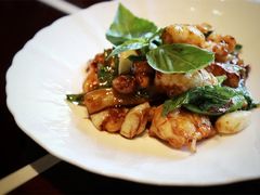 九层塔龙虾炒白茄-杭州西子湖四季酒店·金沙厅