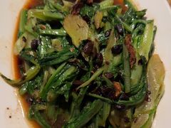 -渝信川菜 · 川味家常菜(长安店)