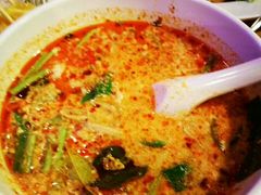-J Daeng Seafood