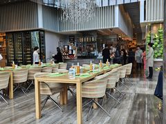 -两咖啡自助餐厅(静安香格里拉酒店)