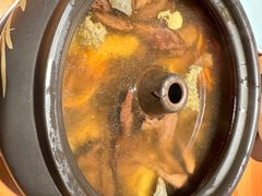 -菌自由丨野生菌火锅特色庭院餐厅(丽江古城店)