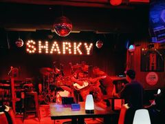 -鲨鱼美式餐厅酒吧Sharky