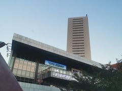 -百年港湾奥特莱斯(香炉礁店)
