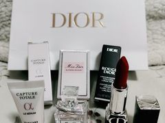 -Dior迪奥(海信广场店)