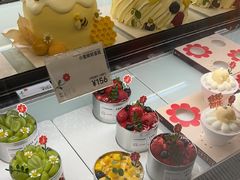 -花花卷卷·鲜食蛋糕(泉屋店)