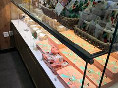 面包甜点陈列柜-爱达乐面包生日蛋糕(郫县时代天街店)