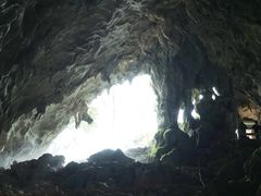-百色大石围天坑群