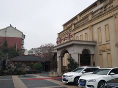 -香山湖渔家大院