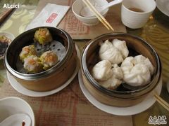 蟹子烧卖和叉烧包-糖朝(尖沙咀店)