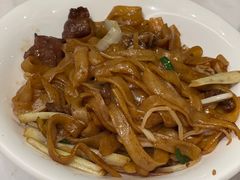 干炒牛河-稻香酒家·34年老字号·港式粤菜(汉街店)