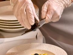 -青岛香格里拉·鱼跃地中海西餐厅