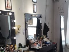 -红像馆连锁精致证件照职场照(中关村店)