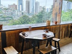 -包整·丝娃娃(甲秀楼景观店)