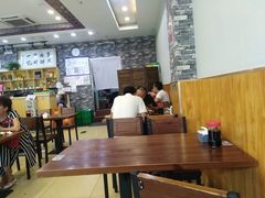 大堂-清真永恒华威肉饼(潘家园店)