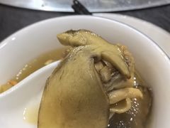 见手青-阿山卓·野生菌火锅·纳西火塘烤肉