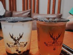 -THE ALLEY 鹿角巷(华润万象城店)