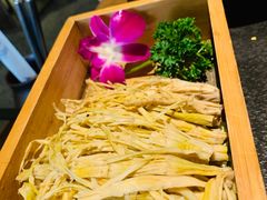 -盡膳口福跷脚牛肉火锅(合生汇购物中心店)