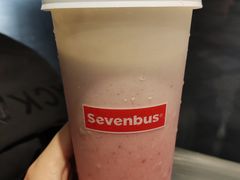 芝士草莓优酪-Sevenbus一家奶茶店(汕头万象城店)