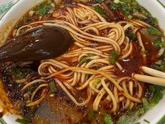 -伊穆祥牛肉面总店·清真