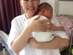 -爱月宝月嫂·育儿嫂(哈尔滨总店)