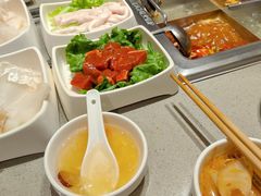 -海底捞火锅(让胡路万达店)