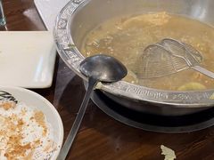 -乡土黄·鲜牛肉火锅·小龙虾(兴业街店)