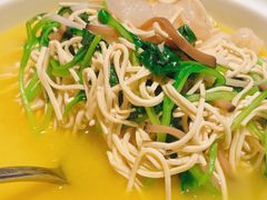 鸡汤大煮干丝-老吉堂上海本帮菜(望京万象汇店)