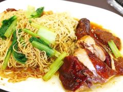 油雞撈麵-了凡油鸡饭·面(台北101店)