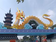 -龙华寺