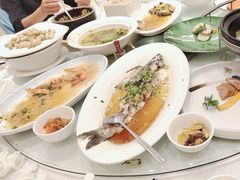 -沪华海鲜大酒楼(南汇店)