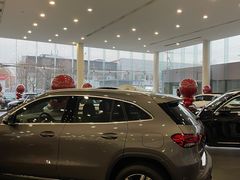 -北京鹏龙瑞星奔驰4s店(来广营店)