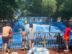 -欢乐水魔方水世界