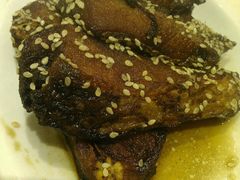 上海熏鱼-老正兴菜馆(福州路店)