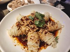 -巴特餐饮6加1音乐餐吧·新疆菜