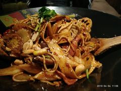 -拿渡麻辣香锅(银泰创意城店)