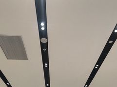 -理想汽车(世纪汇店)