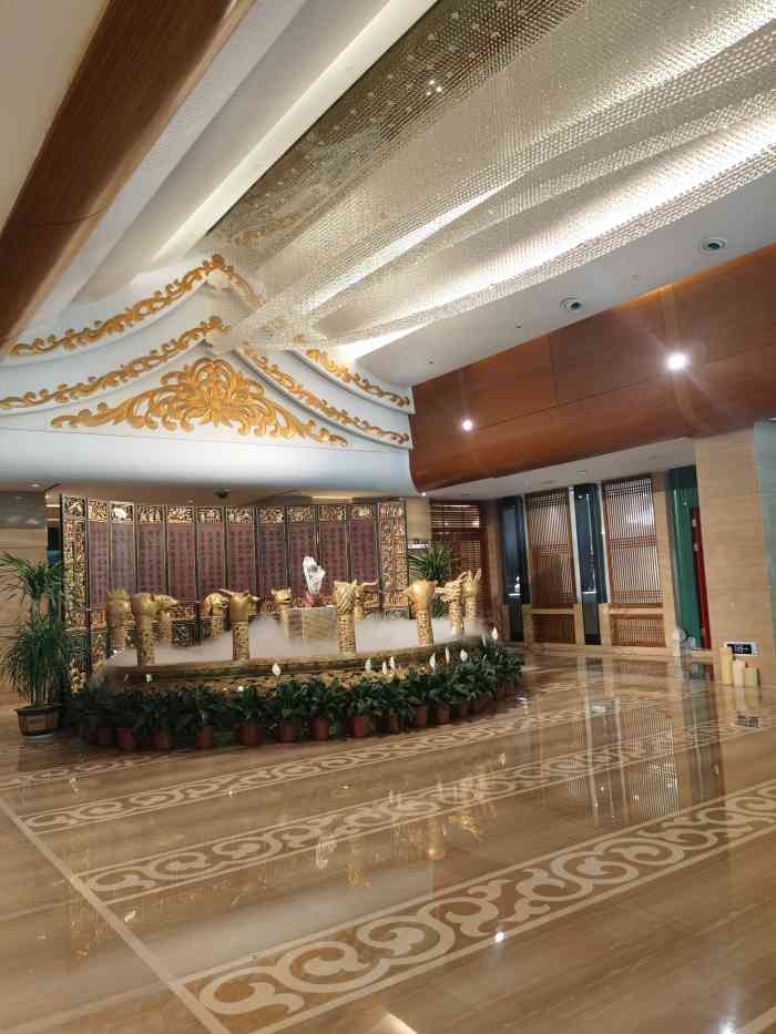北京行宫国际酒店-"环境好,屋内是中式回廊设计,屋外则是欧式.
