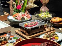 -蟹犇前•帝王蟹雪蟹(陆家嘴店)