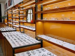 -罗伯特眼镜·蔡司官方授权(罗湖国贸店)