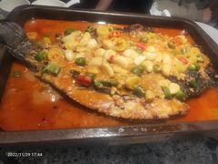 -里岛烤鱼(东港凯虹广场店)