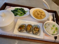-莉泽月子中心(凯旋江景店)