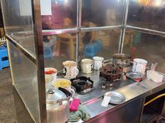 -黔老锅地摊火锅(盐务街店)