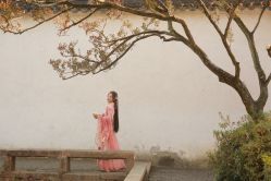 -一揽芳华汉服旗袍体验馆(拙政园店)