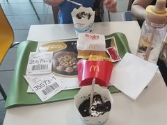 -麦当劳(假日广场店)
