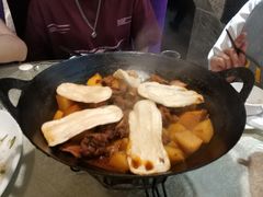 地锅鸡-眷江南之小蓝鲸(王府大街店)