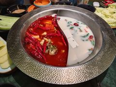-麻田会 ·鲜活现烹·牛蛙火锅(珠江新城维家思广场店)